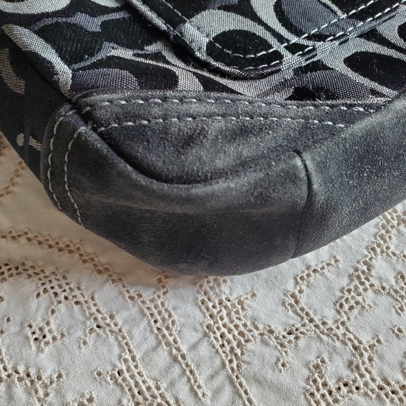 Coach Black Signature Handbag - Picture 9 of 9